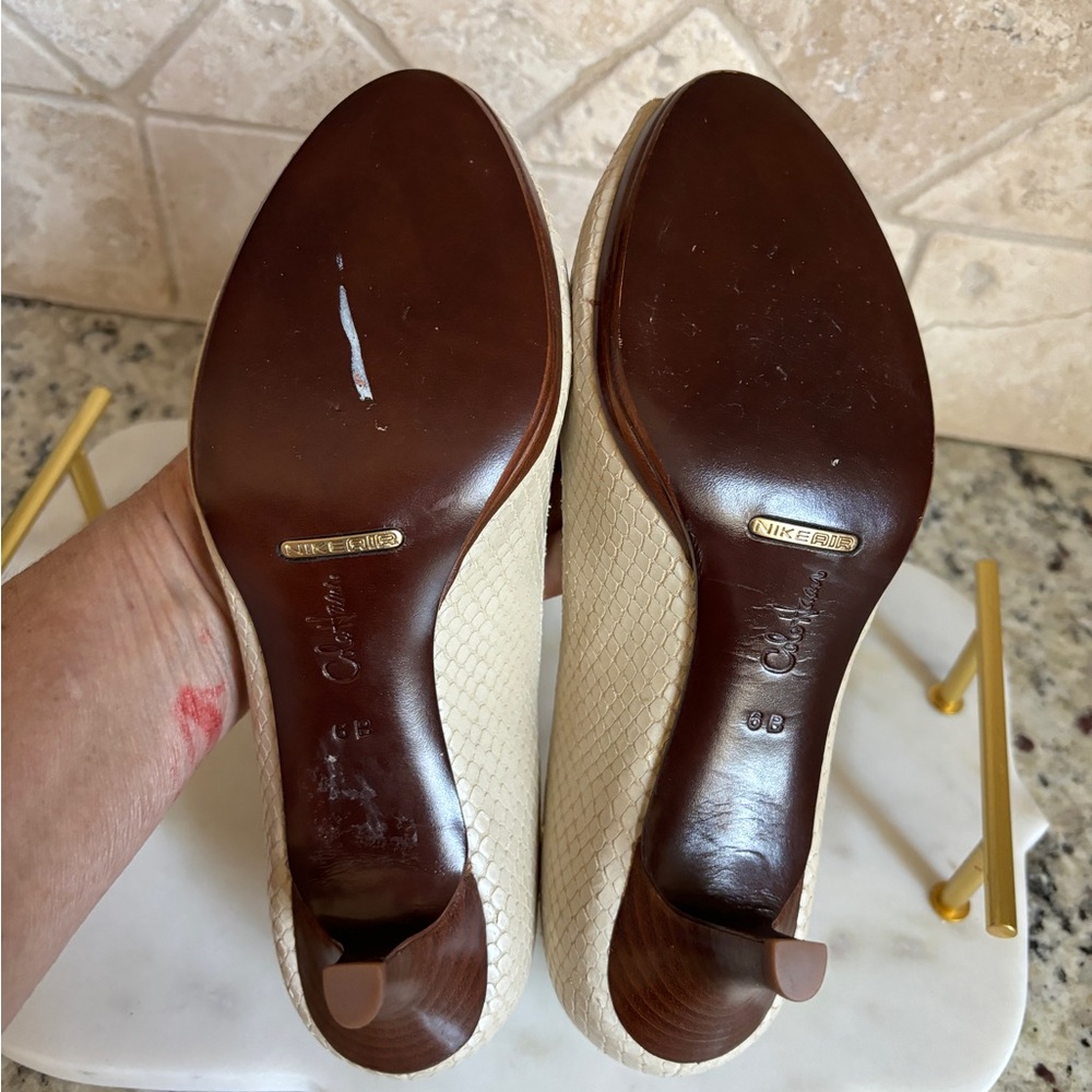 Cole Haan Snakeskin Open Toe Nike Air Cream Kitten Heels 6 - Picture 13 of 15